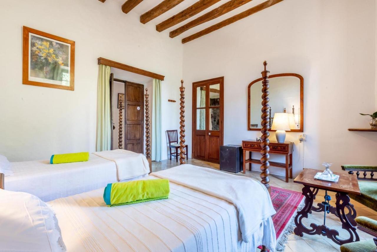 Finca Son Vivot ภายนอก รูปภาพ